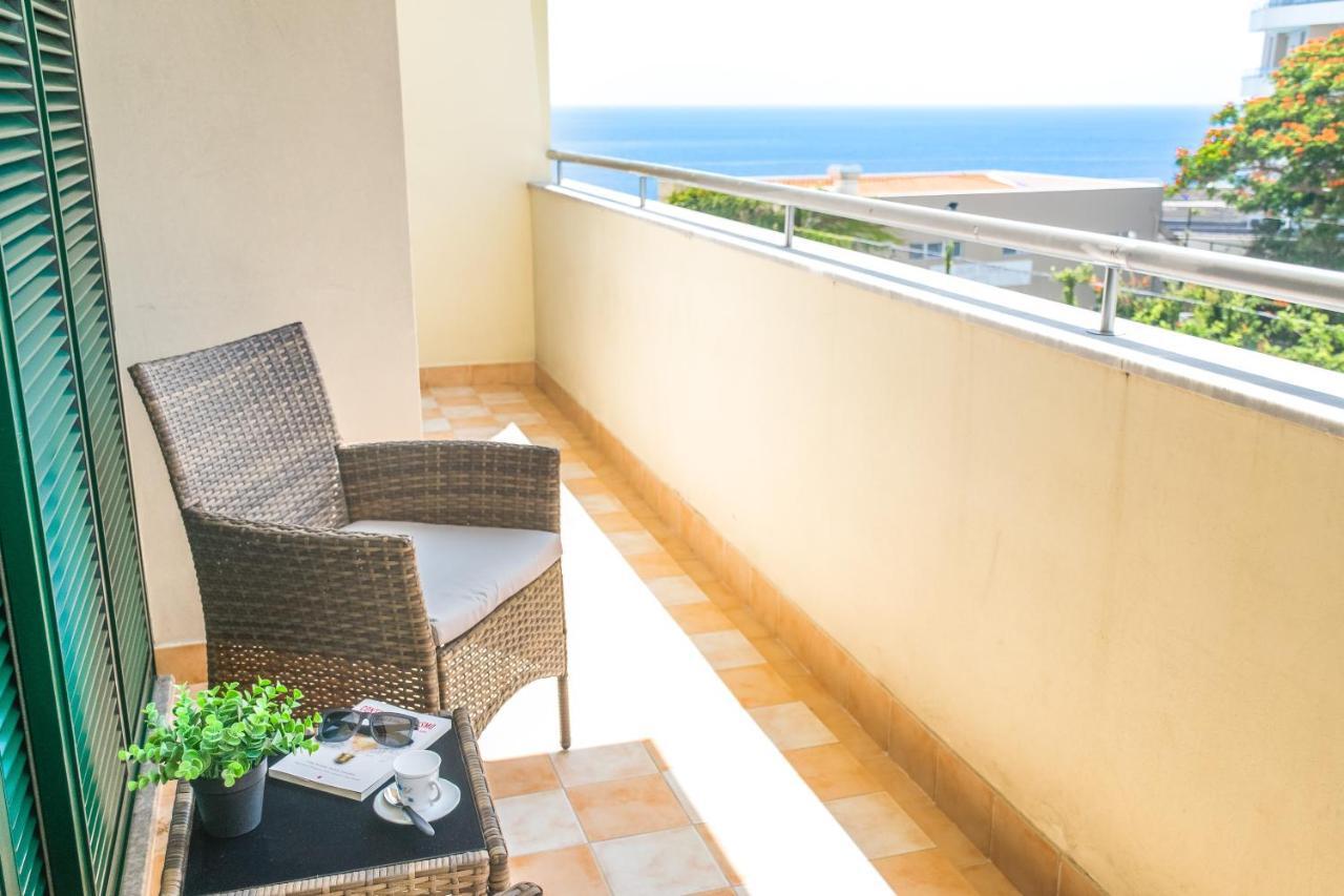 Arcadas Grand Sea View ฟุงชาล ภายนอก รูปภาพ